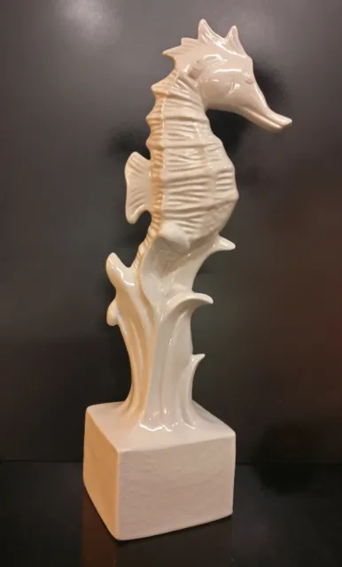 9942908-ds Porcelana Figura Caballito de Mar Blanco Wagner & Apel 6x27cm