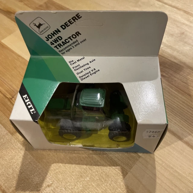 jonh deere 8850 4WD 1/64 tractor, NIB