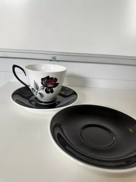 Royal Albert China Set 1x Teacup & 2 x Saucer Masquerade Black Handle Dark Roses