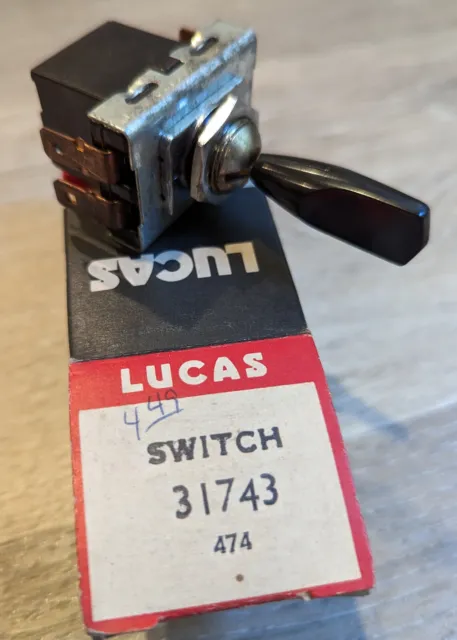 NOS Lucas 31743 Toggle ON/OFF/ON Switch 31743E 1974 MG Triumph Austin