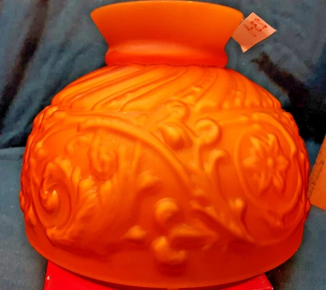 VTG AMBER Gold  EMBOSSED GLASS GWTW ROUND  OIL LAMP SHADE 23-8
