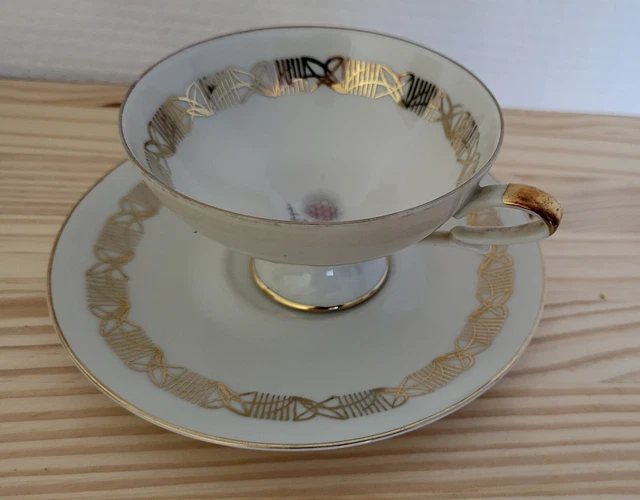 Bavaria Allemagne  Winterling     Ancienne tasse à Thé Ou Café Avec Soucoupe