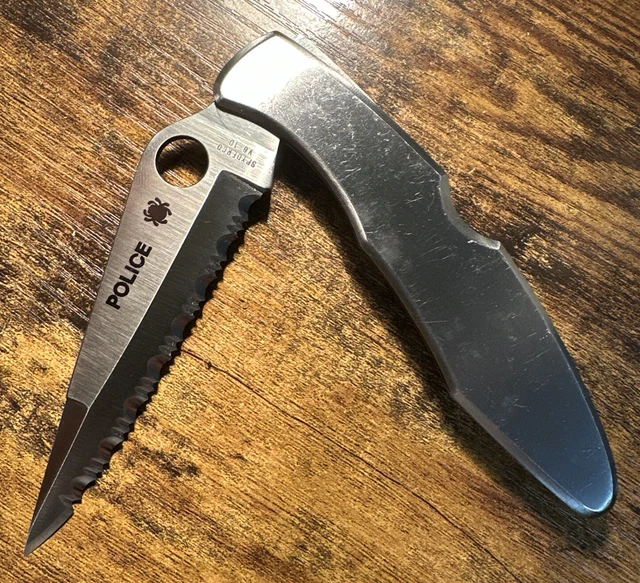 Spyderco Police Seki City Japan Folding Blade Knife~Early Model~Full Serrated