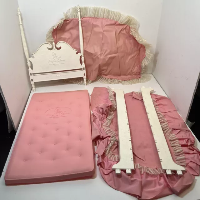 Vintage 1963 Barbie Suzy Goose Canopy Top Bed Parts Lot Mattress Sides Etc. RARE