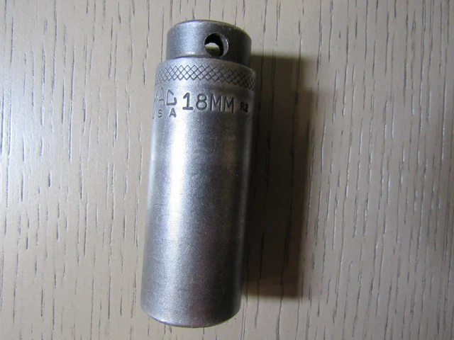 Mac Tools USA 18MM Deep Impact Socket with 3/8" Drive, Item #MM1