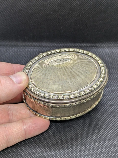 ANCIENNE BOÎTE EN argent massif intérieur vermeil 102 gr orfèvre JG EUR