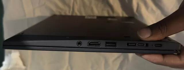 Lenovo ThinkPad X1 Carbon G7  14" Laptop i5-8365U 16GB Ram 512GB NVMe Win 11 Pro 2