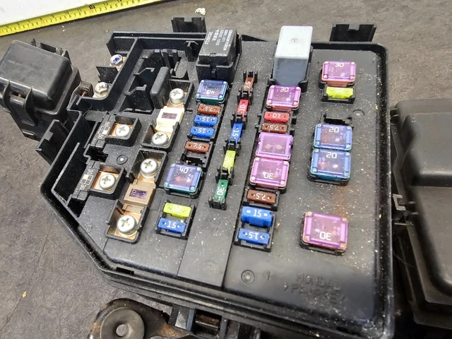 2007 ford fusion cigarette lighter fuse Fuse box location and diagrams: Ford Fusion (2006-2009)