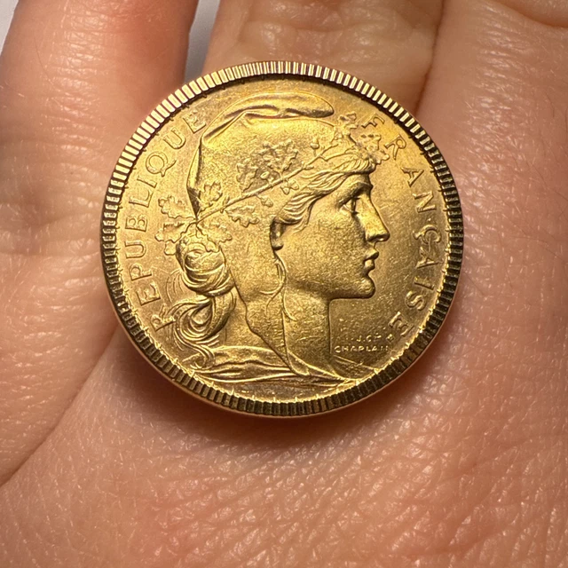 Bague En Or 18 Carats (750/1000) Avec Pièce De 5€ En Or 24 Carats (999/1000) - Poids Total 2,47 G - Occasion, Origine France