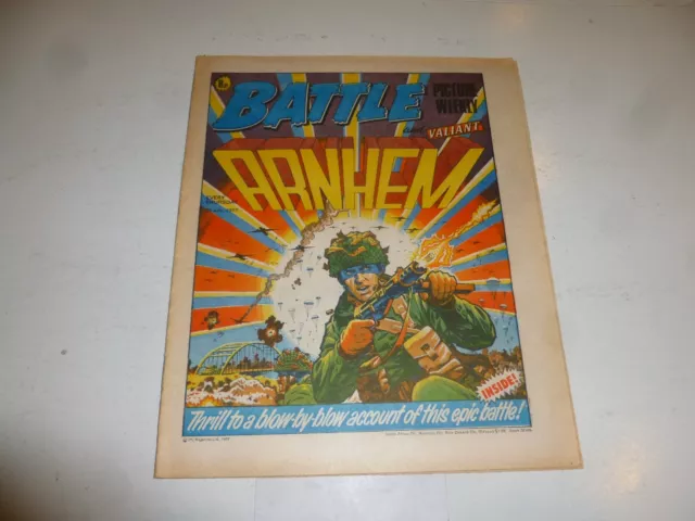 BATTLE PICTURE WEEKLY & VALIANT Comic - Date 23/07/1977 - UK Paper Comic