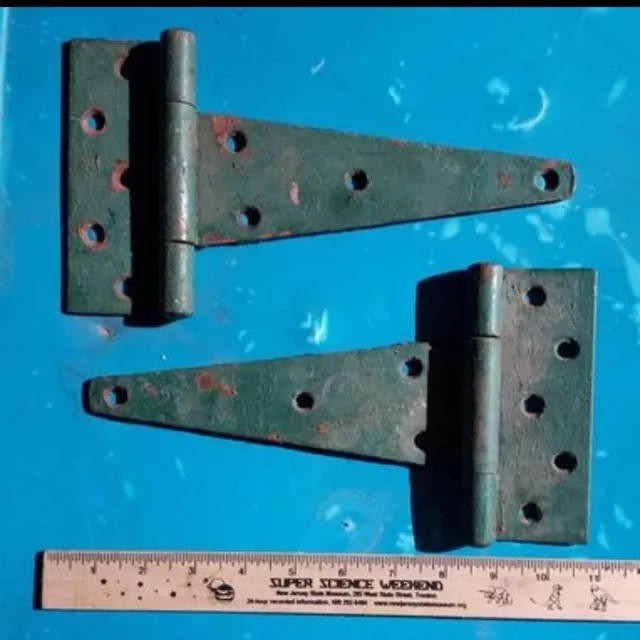 2 vtg 10" T strap hinges Rusty Farm gate barn 12" overall Lrg pair Green paint