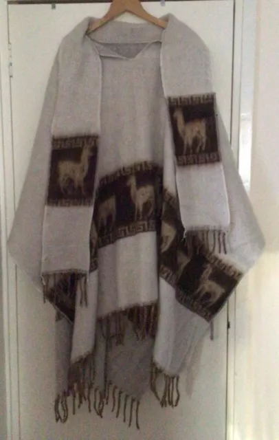 Unisex Alpaca Fibre mix Wool  PONCHO HANDMADE in Peru by ABA size XL