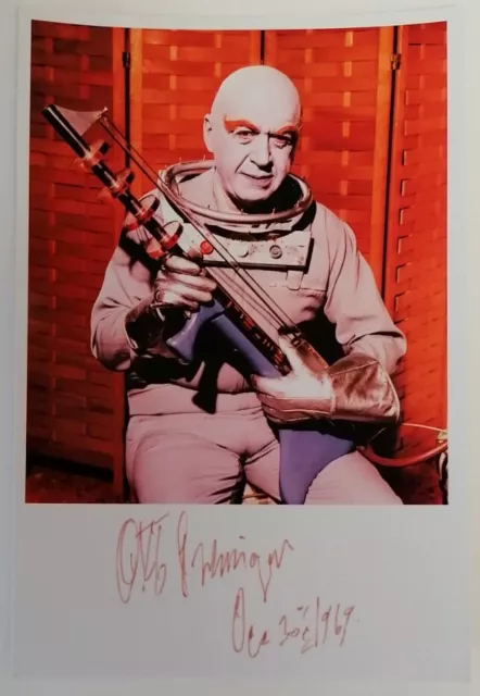 PRINT - 60s Batman TV Series Male Actor Otto Preminger 6"X4" Autograph Reprint