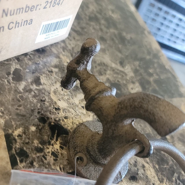 Comfy Hour Antique and Vintage Collection Cast Iron Faucet Solid Towel holder 3