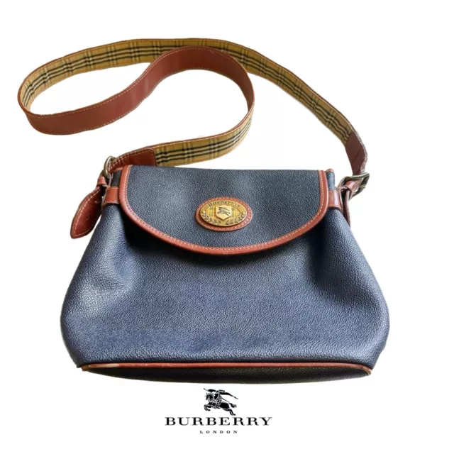 Auth Vintage BURBERRY Navy Leather & Tan Leather Trim Shoulder Bag Retro