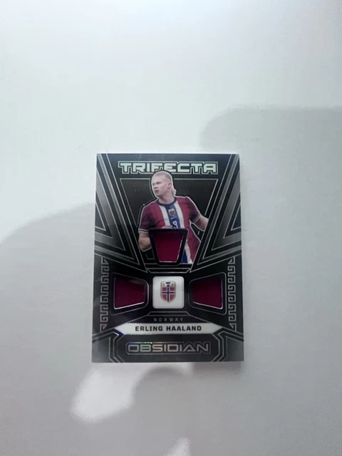 PANINI 2023-24 OBSIDIAN ERLING HAALAND 2023-24 Panini Obsidian Erling Haaland White Night #6 PSA 10