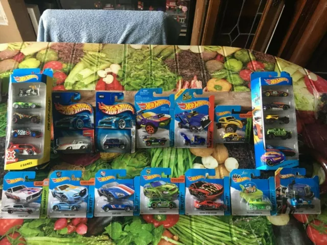 PACK / LOT DE VOITURES HOT WHEELS SOUS BLISTER ( collection personnelle ) LOT 3