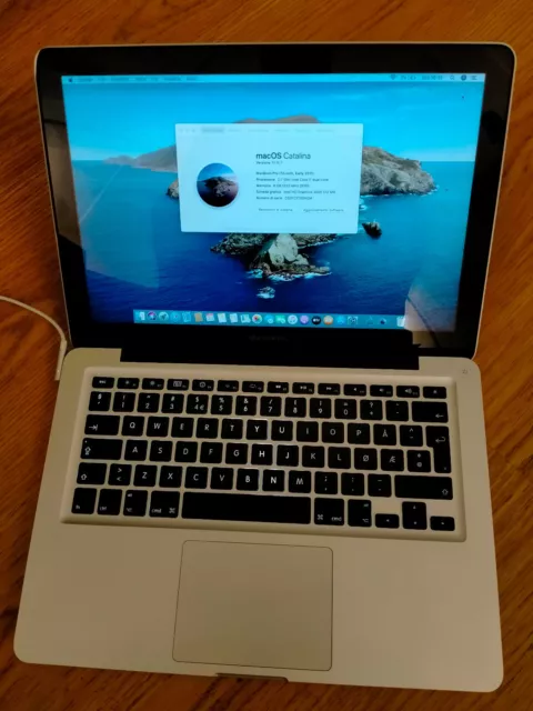 Apple macbook pro 13 Intel i7 8GB MacOS