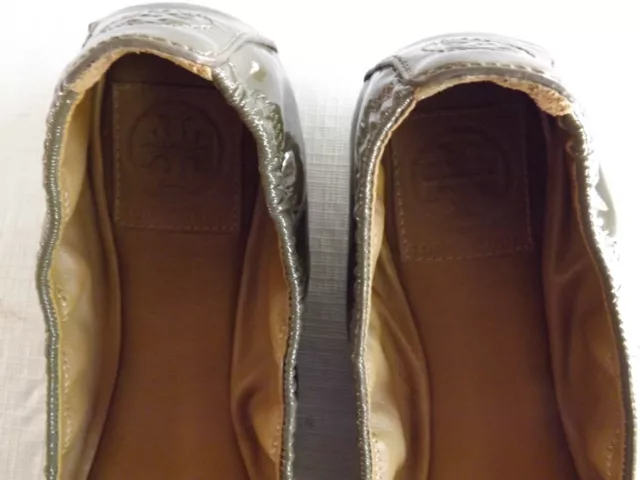 TORY BURCH PATENT Leather Ballet Flats in Olive---size 8 1/2 $19.95 ...