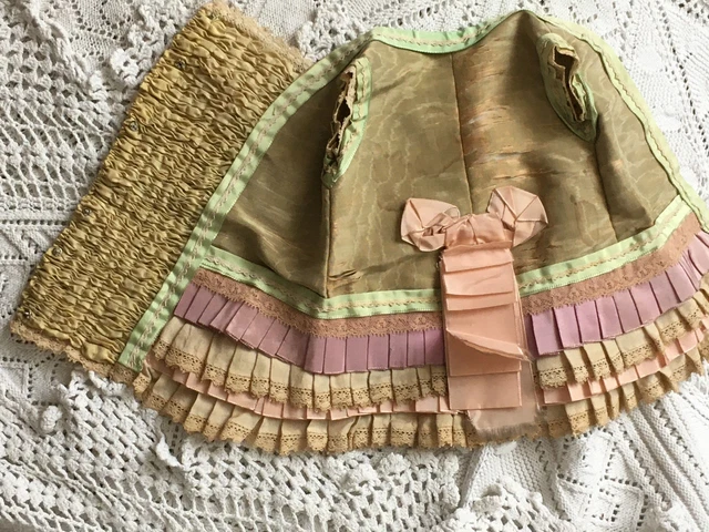 Robe sans manches pour Poupée Bru, Jumeau, Gaultier... tissu fusé!!