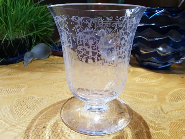 Vase en Cristal de Baccarat, Modèle Michelangello. Signé