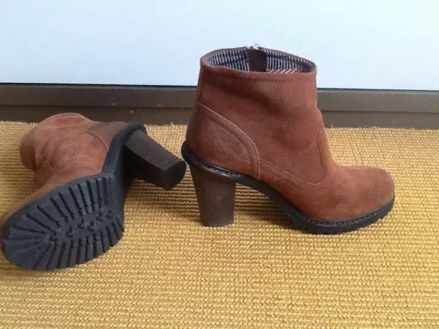 Bottines à talons en coûte de cuir Esprit pointure 40
