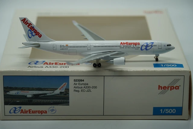 herpa 1:500 Gulf Air Boeing 787-9
