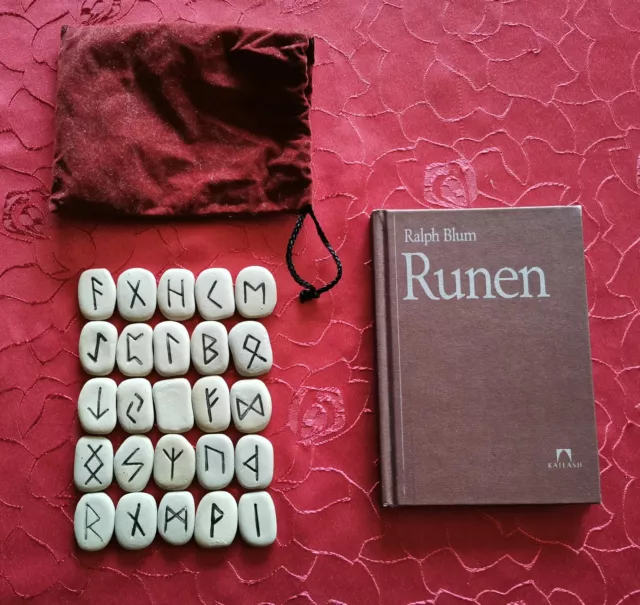 Komplettes Runen-Set – Runenbuch Anleitung für den Gebrauch + 25 Runen im Beutel