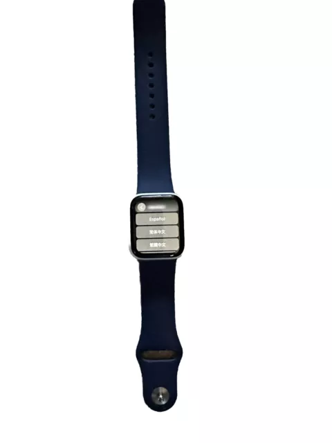 Apple watch series on sale 4 storage space