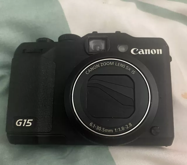 Canon PowerShot G15 Digital Camera - With Battery, Charger & Bag