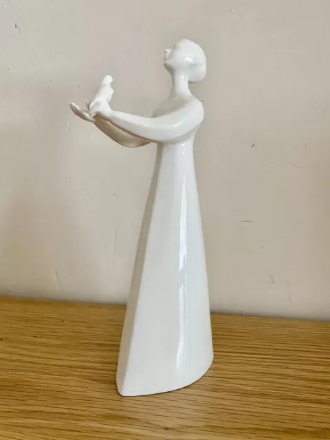 Royal Doulton Images Figure Peace Girl With Dove Hn 2470  White Gloss   C1977