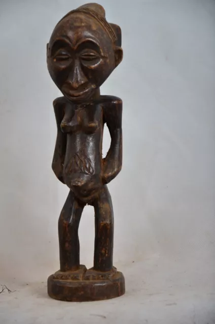 African tribal Art, luba  statue from Democratic Republic of Congo.