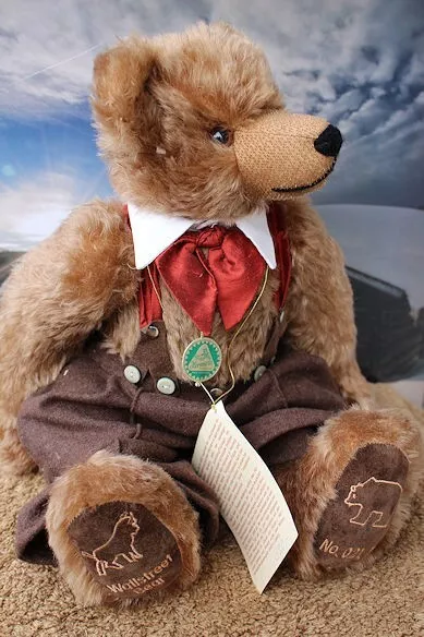 original Hermann Coburg Teddy 42 cm mit Anhänger, Zertifikat * Wallstreet Bär *