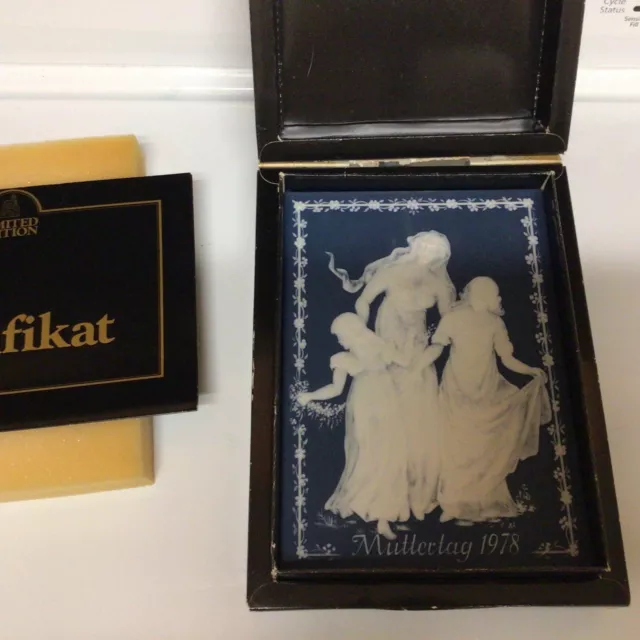 Villeroy & Boch Mettlach Germany Wall Plaque Muttertag 1978 - Mothers Day