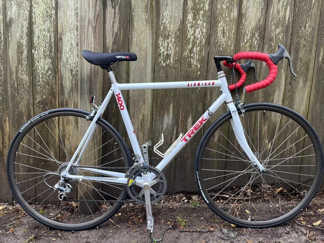 Trek 1400 aluminum road bike deals