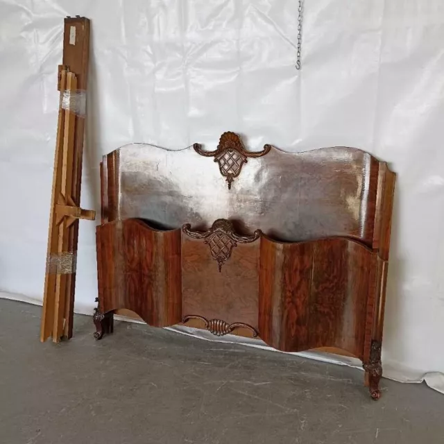 Letto Matrimoniale Antico in Stile Chippendale Legno Intagliato Radica XX Secolo