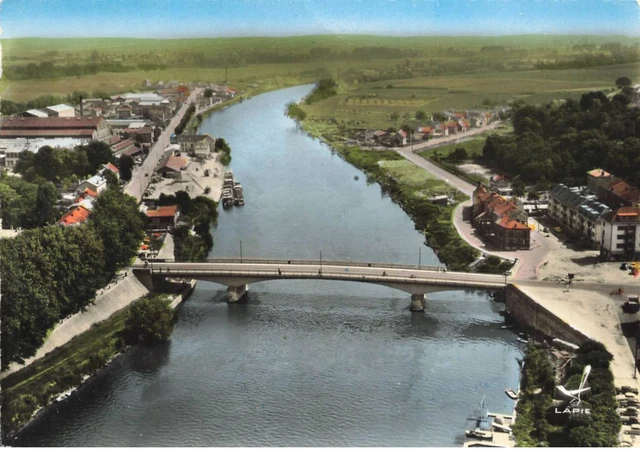 95 Beaumont Sur Oise Ak#Dc1016 Vue Aerienne Sur La Ville Et Le Pont