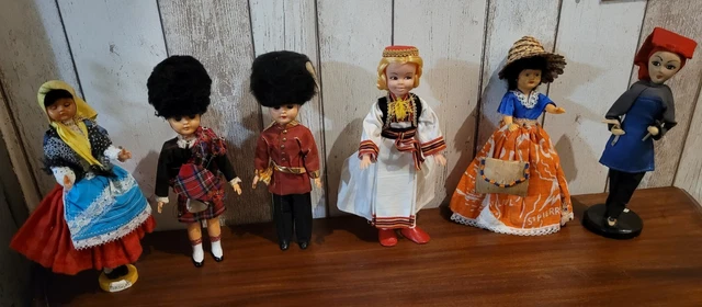 Lot De 6 Anciennes Poupées Françaises Avec Vêtements – Collection Vintage