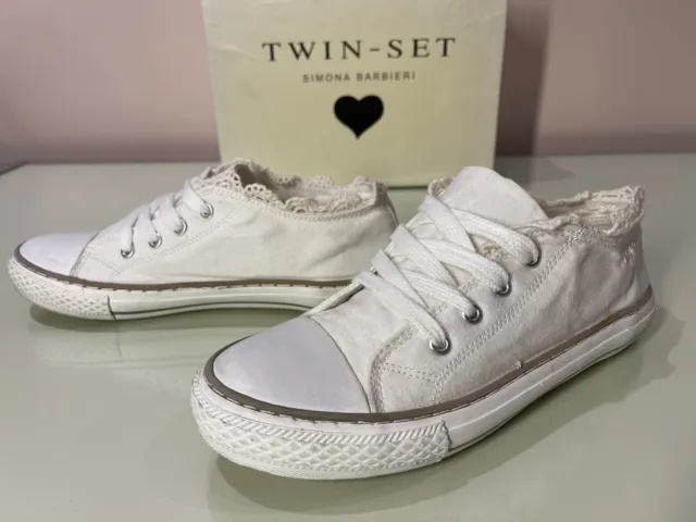 TWINSET by Simona Barbieri 37 6.5 7 Antique White Lace Up Sneaker Shoes w/Box