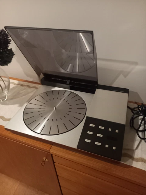 Bang and Olufsen Beogram 8002 with MMC1 MC stylus and cartridge