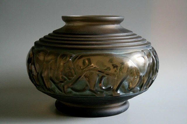 Raro Art Deco Pierre D'avesn "Aux Lions" Jarro De Vidrio
