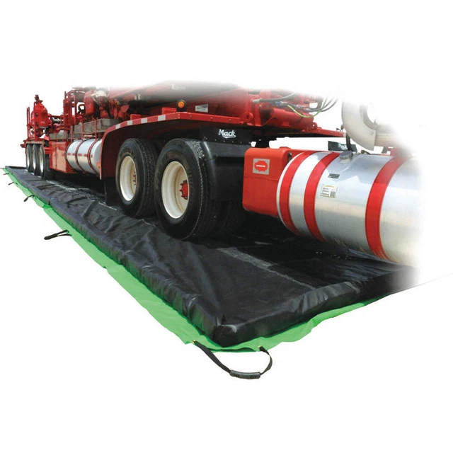 ULTRATECH 8461 Spill Containment Berm,8 ft.Lx8 ft.W