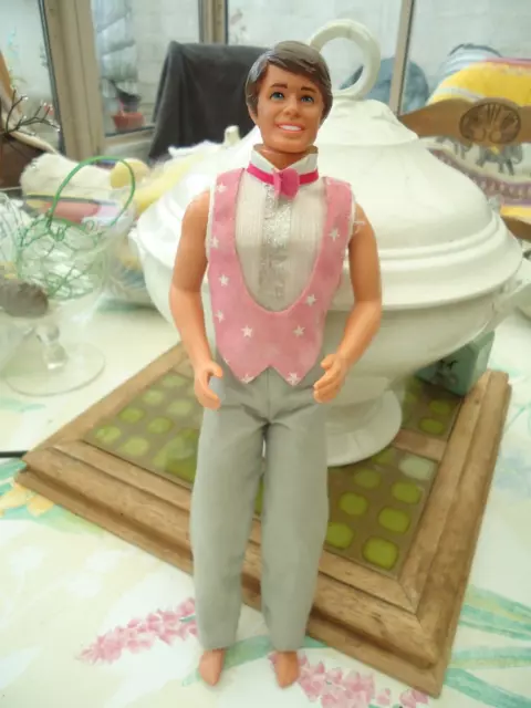 Ancienne POUPÉE mannequin BARBIE- KEN  Marque MATTEL