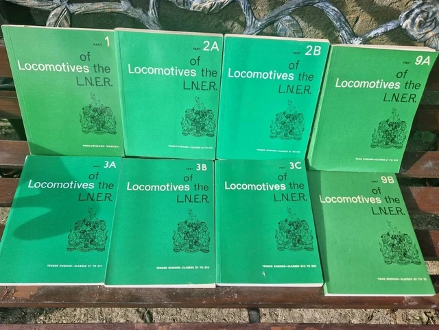 LOCOMOTIVES OF THE L.N.E.R Book Bundle £20.00 - PicClick UK