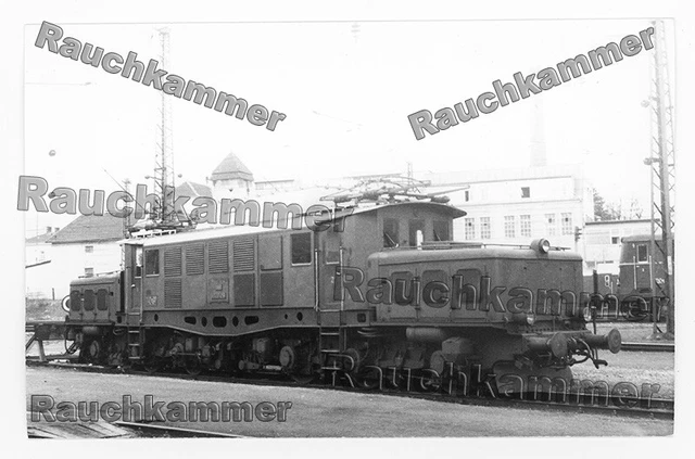 altes Baryt-Foto ÖBB 1020 29 Ort unbek 70er Jahre - ca. 9x14