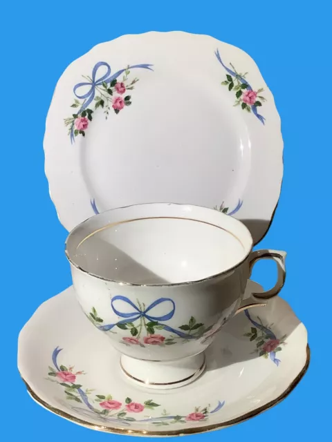 Colclough England Bone China Trio Side Plate Saucer Tea Cup Excell Cond.