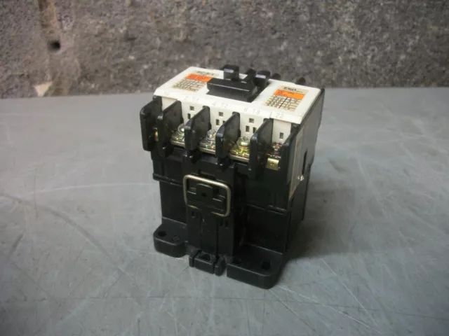 Fuji Sc-5-1 Contactor 4Nc0H0 20Amp 220Vcoil 3Ph 600V 10Hp