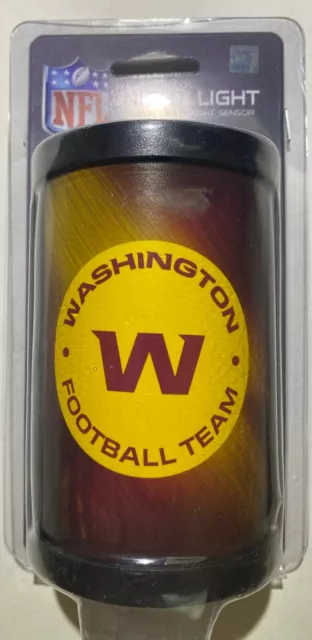 Washington Redskins Plug-In Led Night Light With Light Sensor Nfl 3 Settings