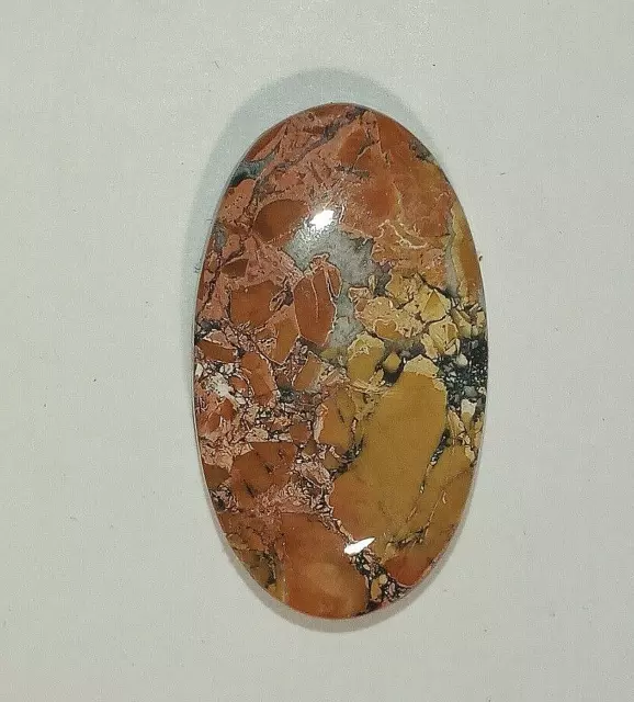 Jaspe Maligano jaune orangé en ovale cabochon de 14,11Cts