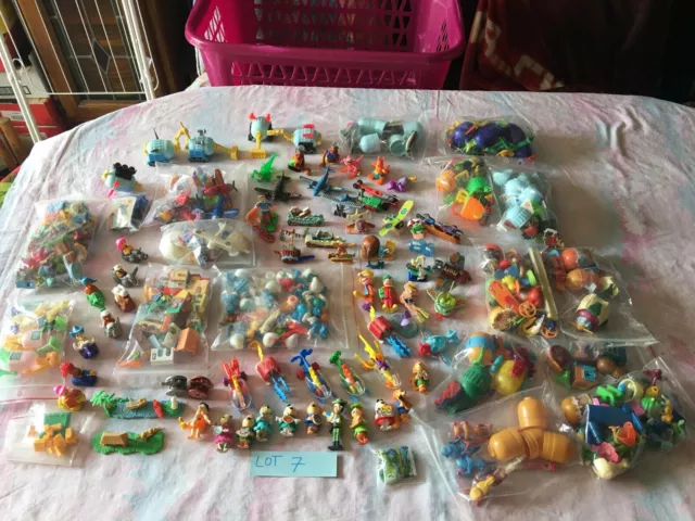 lot KINDER - je vend ma collection de kinder surprise en plusieurs LOTS /vintage